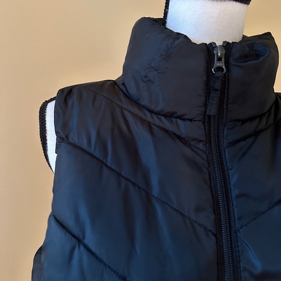 **SO* Black Sleeveless Junior's Puffer Vest Size Large - Picture 4 of 9
